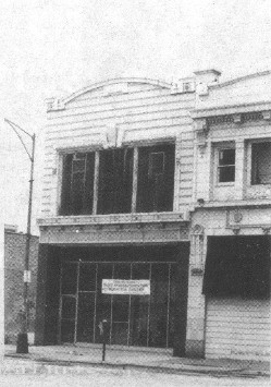 Blues Heaven Foundation at 2120 Michigan Ave. The building was originally the home of Chess Records. Photo by Keith Clements