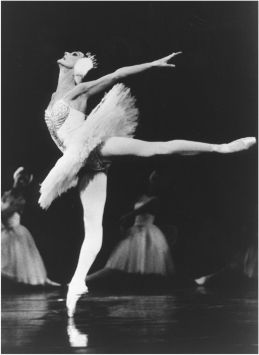 Helen Starr. Photo Courtesy of Louisville Ballet